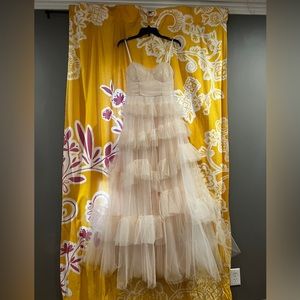 TLC Say Yes to Prom, Prom/formal gown, size 7, off white.